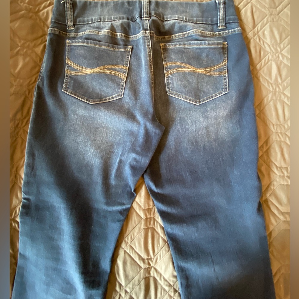 Pull on jeans - Picture 7 of 8